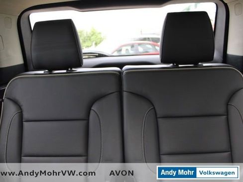 Used 2017 GMC Acadia Denali AWD/4WD image 30