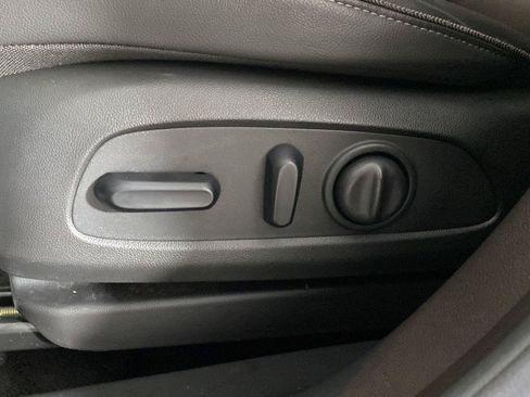 Used 2024 Buick Encore GX Preferred w/ Comfort Package AWD/4WD image 28