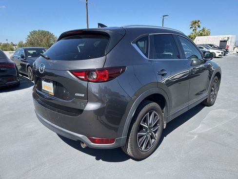 Used 2018 MAZDA CX-5 Touring image 5