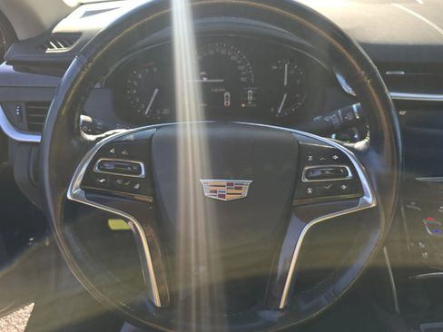 Used 2017 Cadillac XTS Luxury image 12