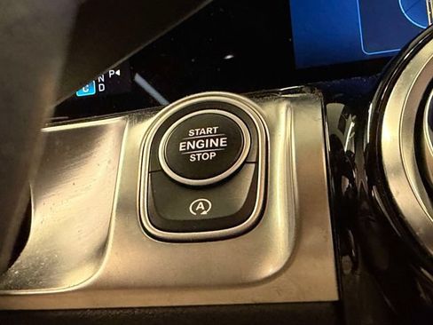 Certified 2024 Mercedes-Benz GLB 250 4MATIC image 30