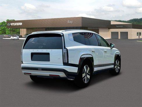 New 2026 Hyundai Ioniq 9 SEL image 7