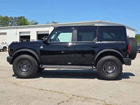 Used 2025 Ford Bronco Outer Banks w/ Sasquatch Package image 2
