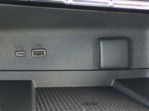 New 2026 Chevrolet Traverse High Country image 22