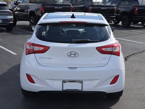 Used 2014 Hyundai Elantra GT w/ Option Group 03 FWD image 18