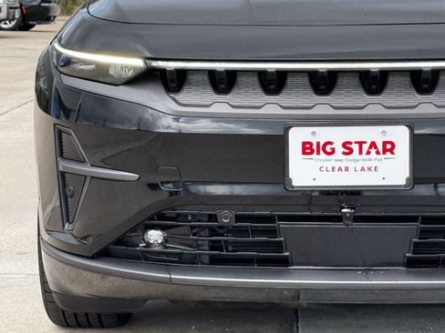 Used 2025 Jeep Wagoneer S Limited image 6