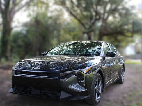 New 2026 Kia K4 FWD image 1