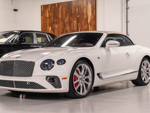 Used 2020 Bentley Continental GT w/ First Edition Specification AWD/4WD image 2