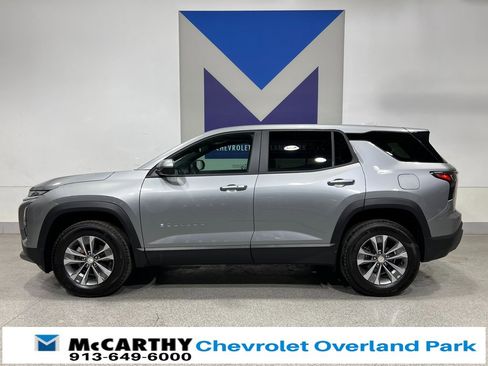 Used 2025 Chevrolet Equinox LT image 8