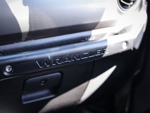 Used 2019 Jeep Wrangler Unlimited Sport S AWD/4WD image 28