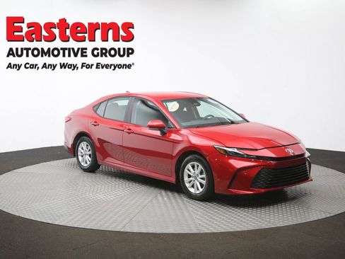 Used 2025 Toyota Camry LE FWD image 48