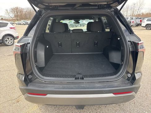 Used 2025 Chevrolet Equinox LT image 20