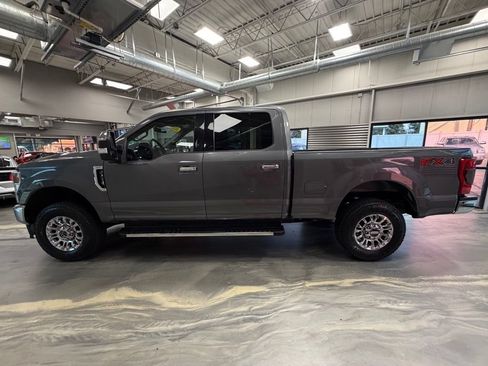 Used 2021 Ford F250 XLT w/ XLT Premium Package AWD/4WD image 38