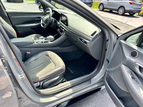 Used 2021 Hyundai Sonata SEL Plus w/ Preferred Accessory Package image 10