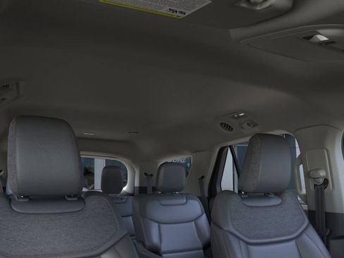 New 2026 Ford Explorer Active image 22
