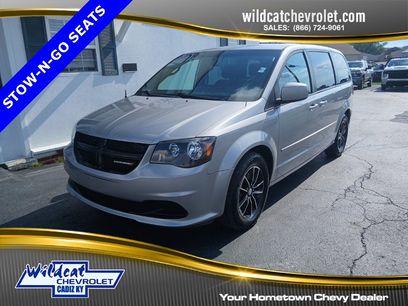 Used 2016 Dodge Grand Caravan SE