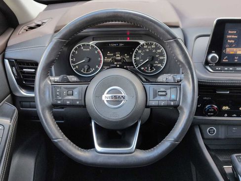 Used 2021 Nissan Rogue SV w/ Premium Package image 21