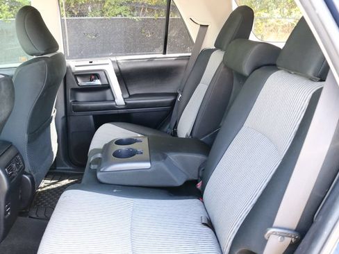 Used 2015 Toyota 4Runner SR5 RWD image 15