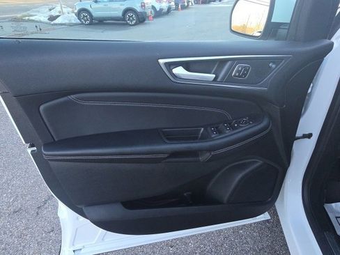 Certified 2022 Ford Edge Titanium w/ Equipment Group 301A image 10