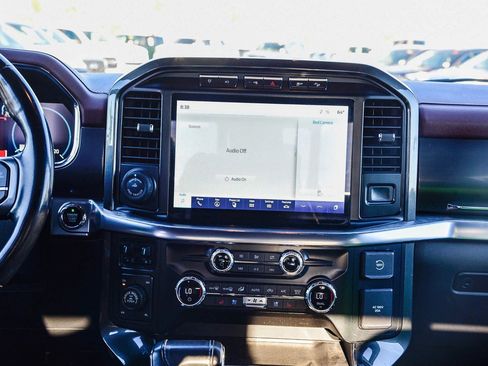 Used 2021 Ford F150 Lariat image 13