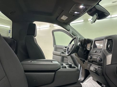 New 2026 Chevrolet Silverado 1500 W/T w/ WT Value Package AWD/4WD image 18