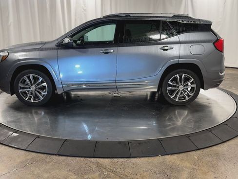 Used 2018 GMC Terrain Denali w/ Advanced Safety Package image 7