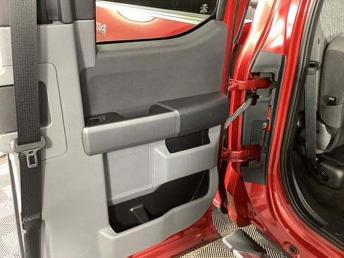 Used 2022 Ford F150 XLT w/ Equipment Group 302A High AWD/4WD image 13