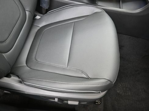 New 2026 Hyundai Tucson Limited image 12