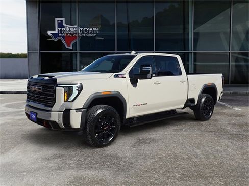 New 2026 GMC Sierra 2500 AT4 w/ AT4 Premium Plus Package image 7