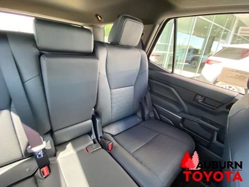 New 2026 Toyota 4Runner TRD Off-Road Premium w/ Tow Technology Package AWD/4WD image 20