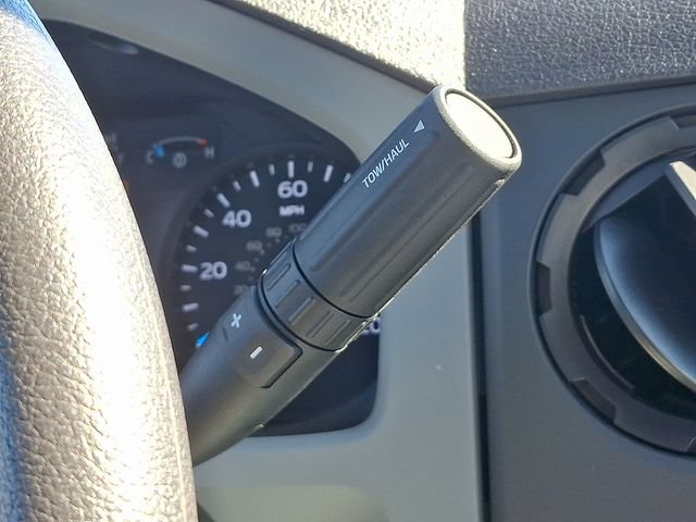 Used 2023 Ford F650 2WD Regular Cab Super Duty image 13