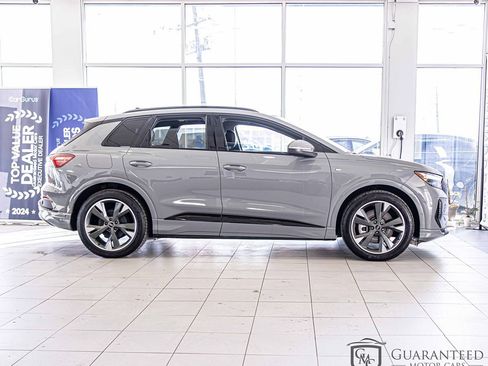Used 2024 Audi Q4 e-tron Premium Plus w/ Premium Plus image 11