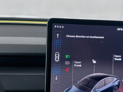 Used 2024 Tesla Model 3 Performance image 23