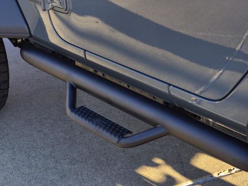 Used 2024 Jeep Wrangler Sport S image 8