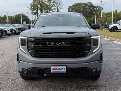 Used 2024 GMC Sierra 1500 Elevation w/ Preferred Package AWD/4WD image 9