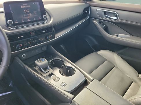 Certified 2021 Nissan Rogue SL image 32