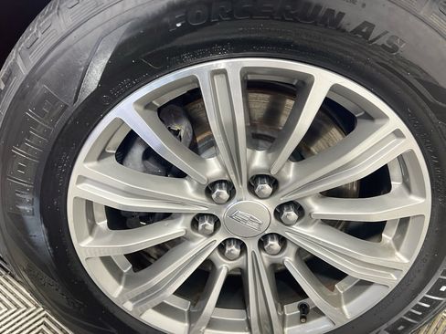 Used 2018 Cadillac XT5 Luxury FWD image 14
