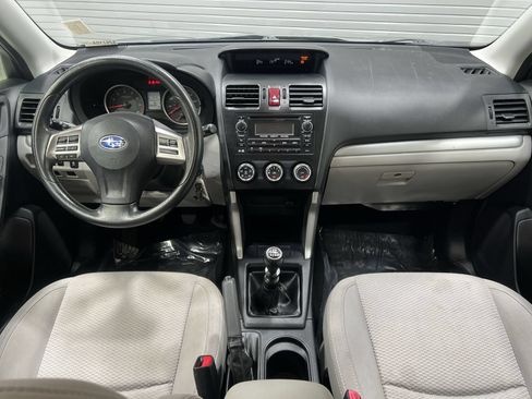 Used 2014 Subaru Forester 2.5i AWD/4WD image 19