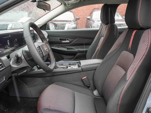 New 2026 Nissan Sentra SR w/ Floor Mat Package FWD image 20