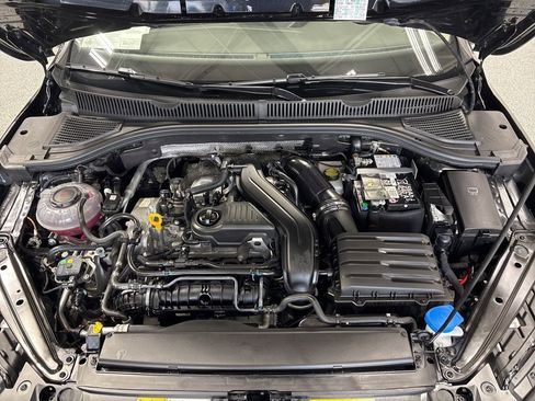 Used 2025 Volkswagen Jetta SE FWD image 48