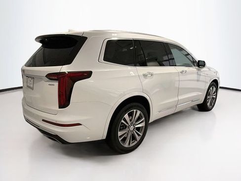 Certified 2024 Cadillac XT6 Premium Luxury AWD/4WD image 7