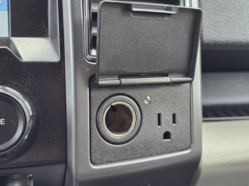 Used 2018 Ford F150 XLT w/ Equipment Group 301A Mid image 17