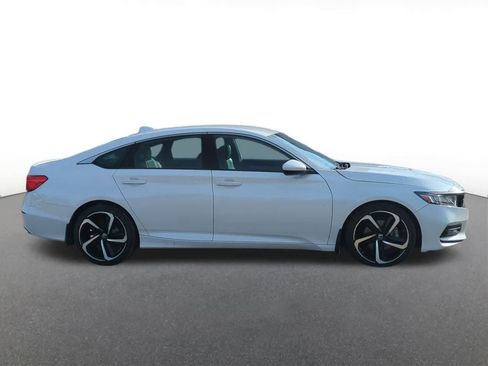 Used 2018 Honda Accord Sport image 7