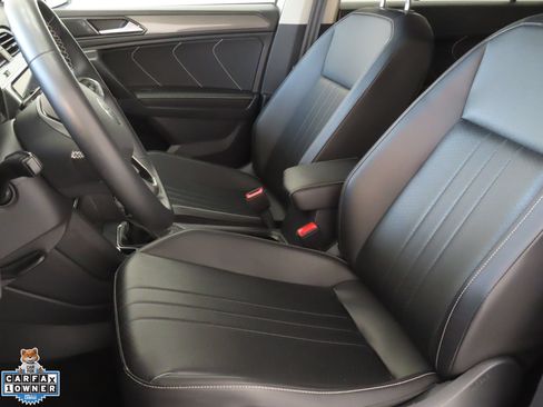 Used 2022 Volkswagen Tiguan SE FWD image 11
