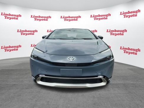 Used 2024 Toyota Prius Prime Premium w/ Advanced Technology Package FWD image 22