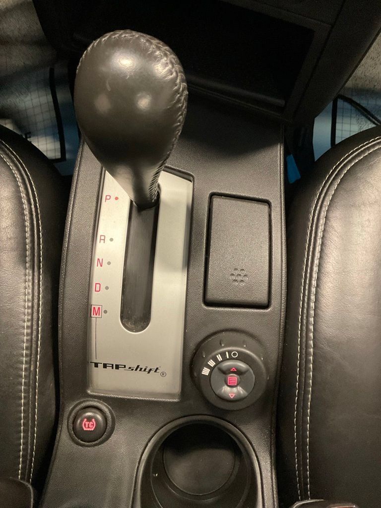Used 2005 Pontiac Grand Prix GXP w/ Premium Audio Package FWD image 27