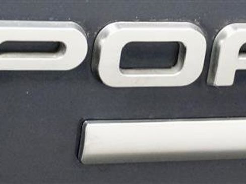 Used 2014 Land Rover Range Rover Sport HSE image 45