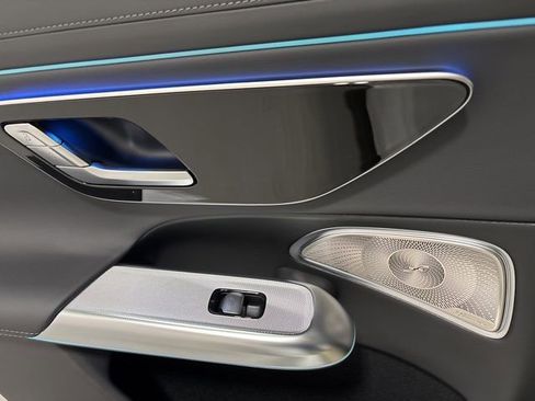 New 2025 Mercedes-Benz E 350 4MATIC Sedan image 18
