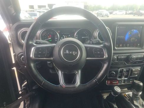 Used 2023 Jeep Wrangler Unlimited Rubicon 4xe w/ Cold Weather Group AWD/4WD image 14