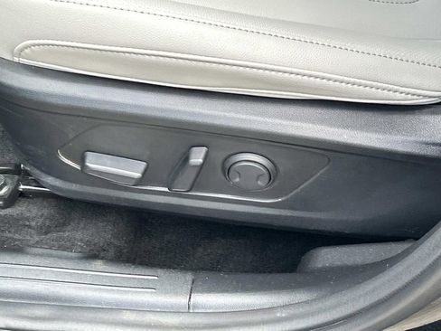 Certified 2025 Hyundai Tucson SEL FWD image 18